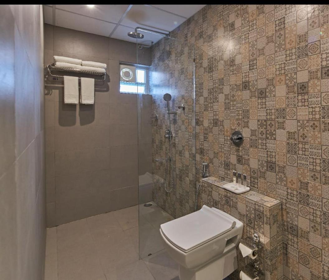 העיר בנגלור Regenta Inn Grand Koramangala By Royal Orchid Hotels מראה חיצוני תמונה