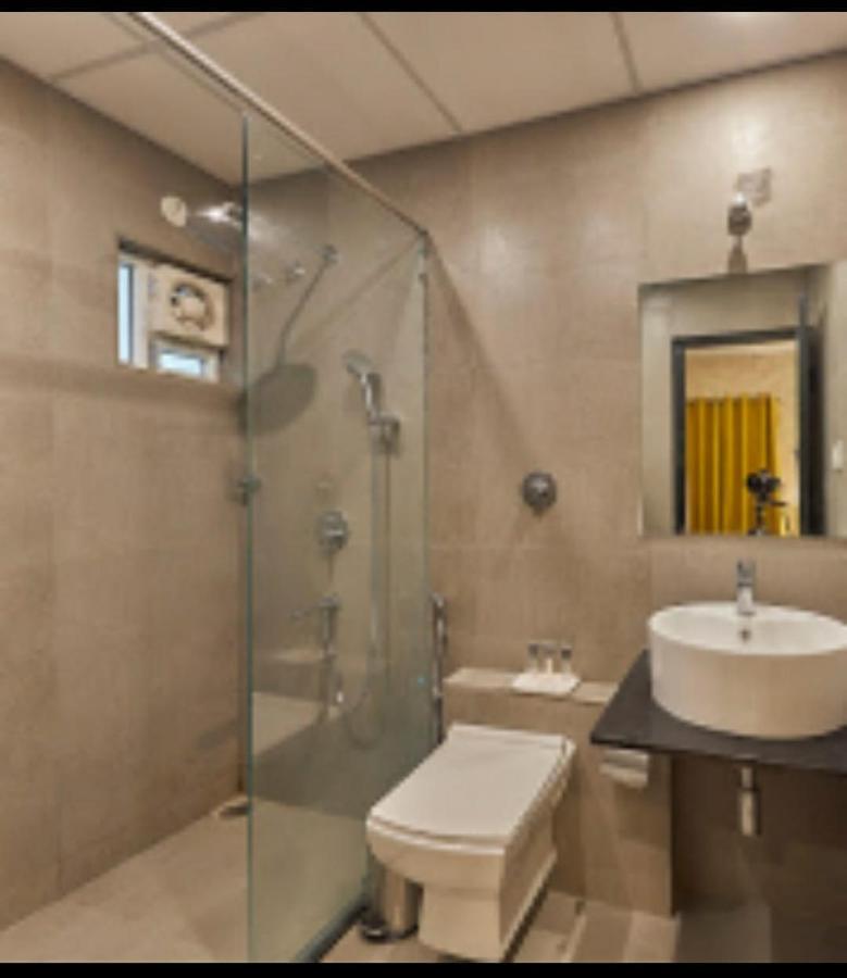 העיר בנגלור Regenta Inn Grand Koramangala By Royal Orchid Hotels מראה חיצוני תמונה