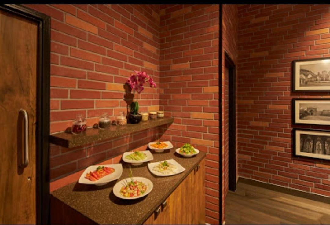 העיר בנגלור Regenta Inn Grand Koramangala By Royal Orchid Hotels מראה חיצוני תמונה