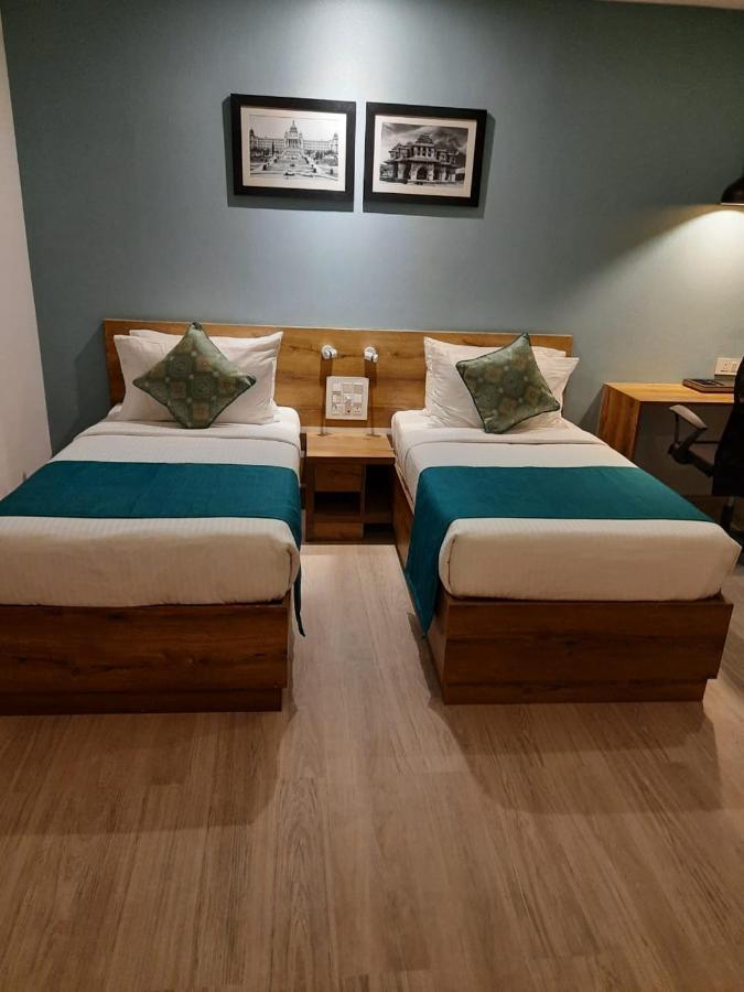העיר בנגלור Regenta Inn Grand Koramangala By Royal Orchid Hotels מראה חיצוני תמונה
