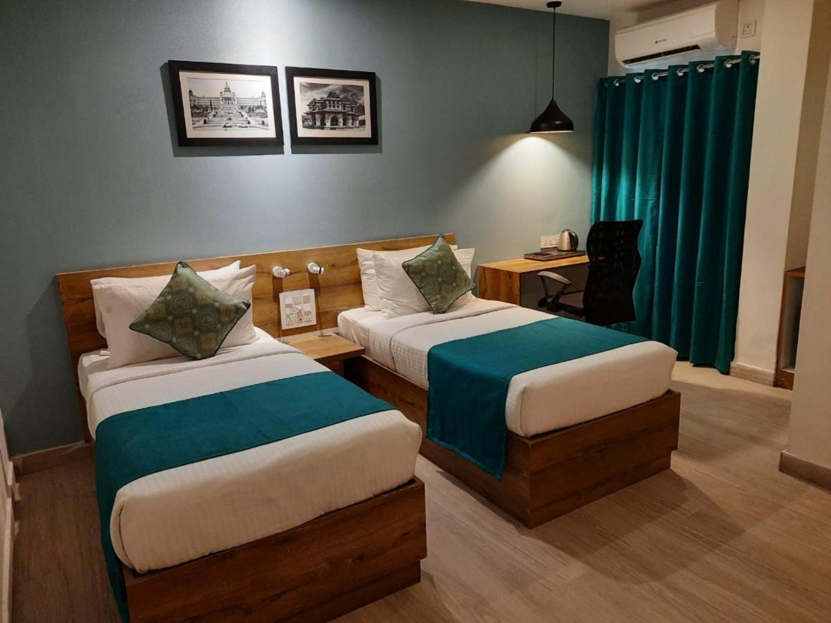 העיר בנגלור Regenta Inn Grand Koramangala By Royal Orchid Hotels מראה חיצוני תמונה